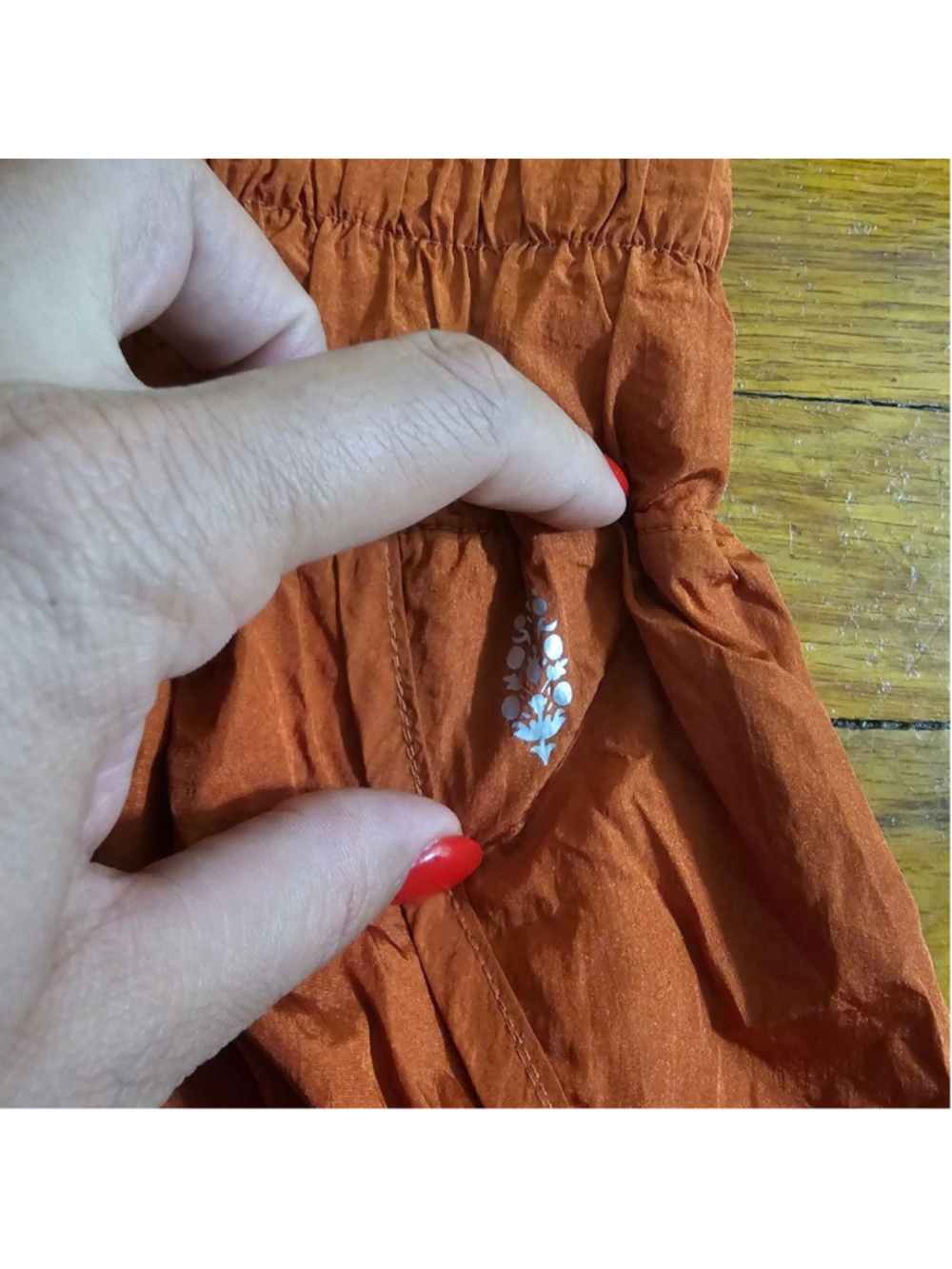 Free People FP Movement Orange Athletic Shorts Large - Picture 2 of 8
